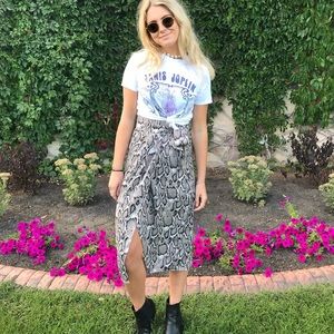 Meet your Posher, Avery